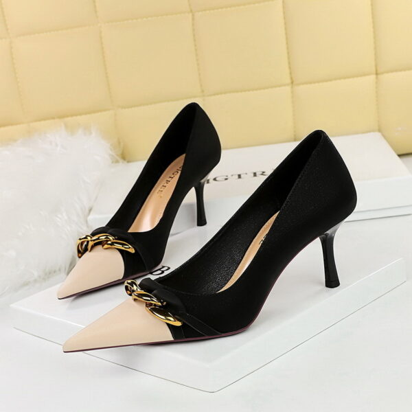 Dual Tone Chain Shoe