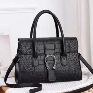 The Aria Vault Bag